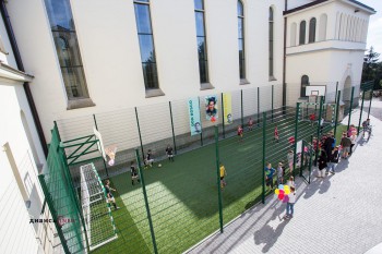 У Львові відкрили новий спортивний майданчик для містян (фото)